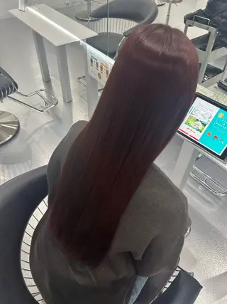 ロング カラー あやめ🪽 オリーブ/ハイトーンのヘアスタイル