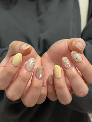 ネイル Noël 新宿南口 toyonのネイルデザイン