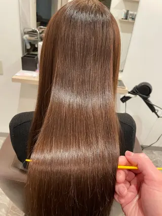 ロング カラー 大谷 杏菜のヘアスタイル