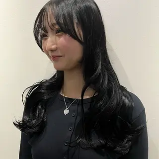 ロング 田中 遥陽のヘアスタイル