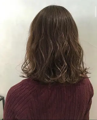 セミロング カラー ヘアアレンジ エグチ アキラのヘアスタイル