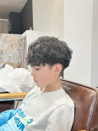 ショート カラー パーマ メンズ calna by ELMO  上ノ井のヘアスタイル