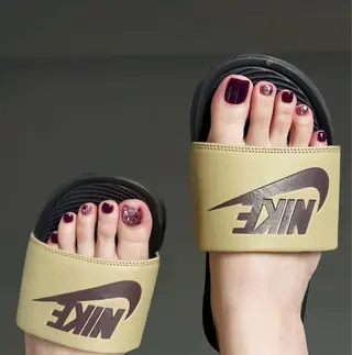 ネイル LEDアイラッシュ ∩_∩アオイのマツエク・マツパデザイン