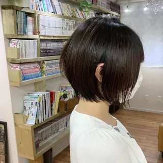ショート カラー 🌱小顔魅せカット 透明感カラー/泉綺のヘアスタイル