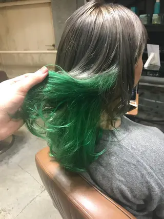 ミディアム カラー パーマ ヘアアレンジ メンズ キッズ ネイル マツエク・マツパ サロンドミルク 原宿のヘアスタイル