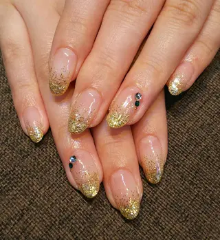 ネイル 小向 琴絵のネイルデザイン