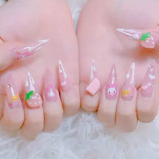 ネイル ゴテゴテ ネイルのネイルデザイン