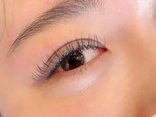 マツエク・マツパ Loy la long所属・Loylalong ロイラロンの眉毛・アイブロウイメージ