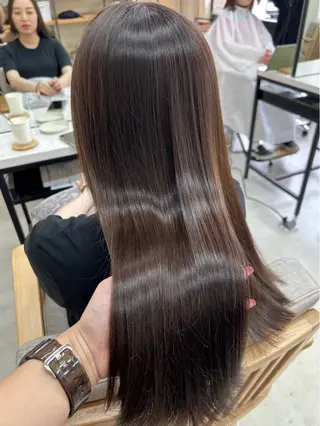 ロング カラー 榊原 朋香のヘアスタイル