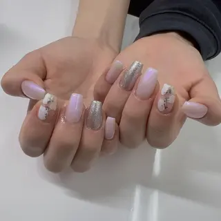 ネイル VIVIAN リサのネイルデザイン