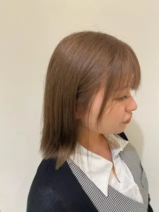 ミディアム カラー 樋口 優奈のヘアスタイル