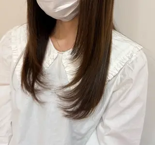 ロング レナークアリア 梅津美憂のヘアスタイル