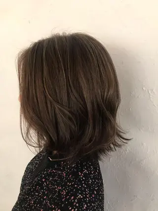 ショート カラー 伊藤 優希のヘアスタイル