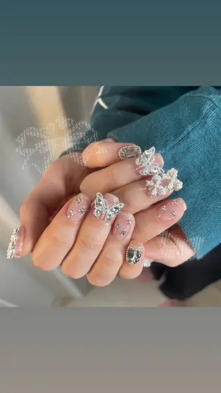 ネイル 佐藤 月衣のネイルデザイン