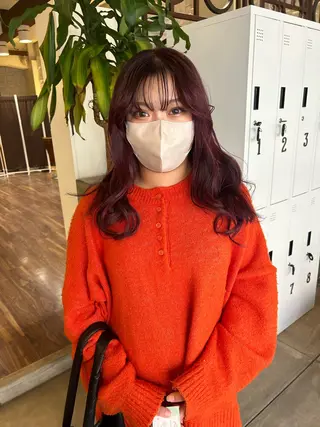 カラー AGREE Momokaのヘアスタイル