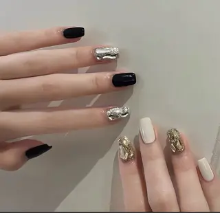 ネイル 長さ出し専門 パーツのネイルデザイン