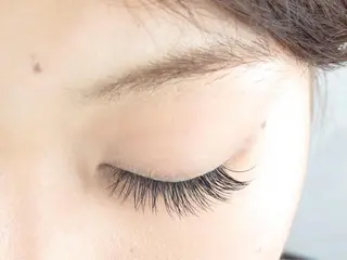 マツエク・マツパ MORE 伊東萌香のマツエク・マツパデザイン