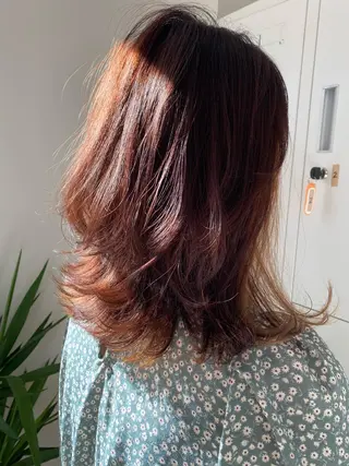 セミロング カラー 🕶️佐藤 海李🐏のヘアスタイル