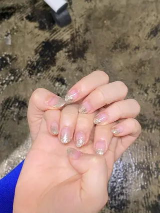 ネイル ♱˖⁺ 𝒎𝒐𝒑𝒊 ⁺のネイルデザイン