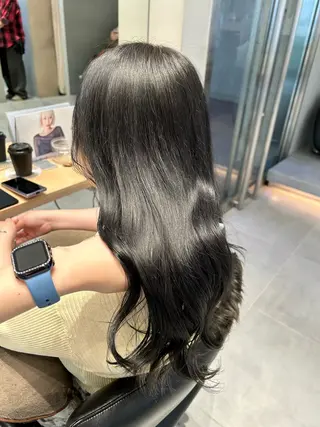 ロング カラー 風香🪼レイヤー カット/艶カラーのヘアスタイル