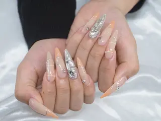 ネイル 中江 彩芽のネイルデザイン