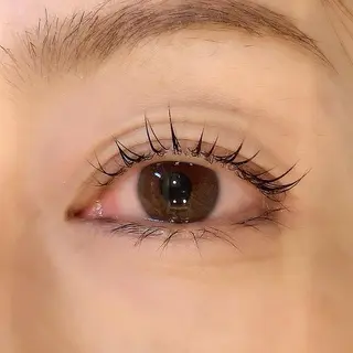 マツエク・マツパ ヤマダ サクラのヘアスタイル