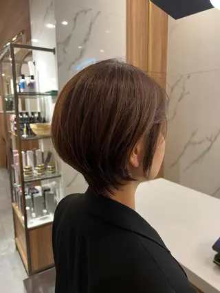 ショート 村中 逸紀のヘアスタイル