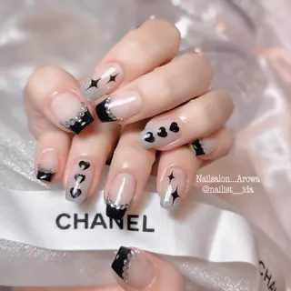 ネイル Arowa 伊田のネイルデザイン