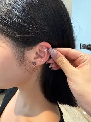 ショート Hair Design lima所属・耳つぼ/クロスパーマ /イシグロのヘアスタイル