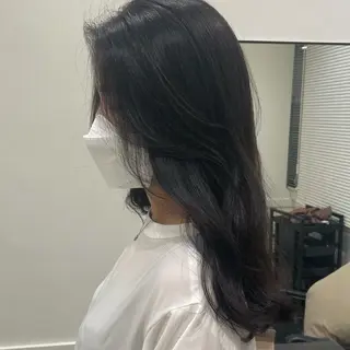 セミロング カラー Rene'所属・当日予約⭕️ yuriのヘアスタイル