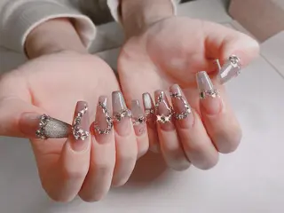 ネイル JINI NAIL所属・ジニ ネイルのネイルデザイン