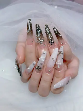 ネイル Mio_ Noiranailのネイルデザイン