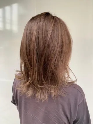 ミディアム カラー ZOA classic hair所属・東 みのりのヘアスタイル