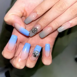 ネイル total salon Bell所属・Totalsalon Bell【嶌田彩華】のネイルデザイン