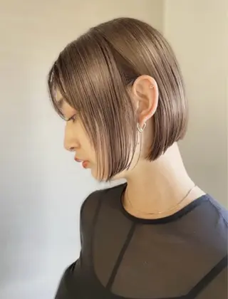 ショート カラー 茂木 胡春のヘアスタイル