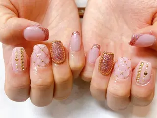 ネイル SOARE🤍 🤍のネイルデザイン