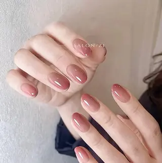 ネイル 高木 維麗絲のネイルデザイン