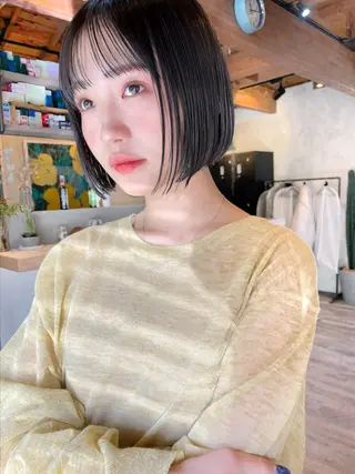 ショート カラー 結べるレイヤーボブ くびれLady表参道のヘアスタイル