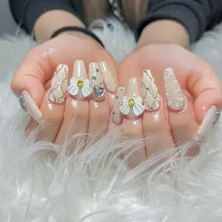 ネイル Miki milimiliのネイルデザイン