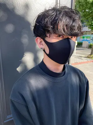 ショート パーマ オオタ ユキのヘアスタイル