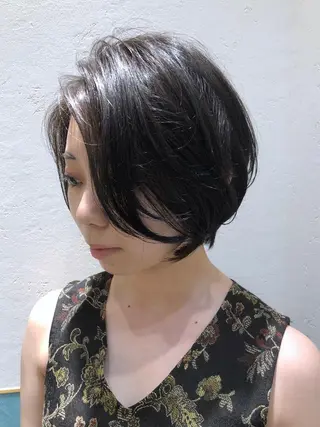 ショート カラー 似合わせ/小顔カット 🔷山方直也のヘアスタイル