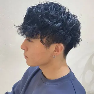 メンズ パーマ カラー 渡辺 愛枝/艶カラー🩵のヘアスタイル