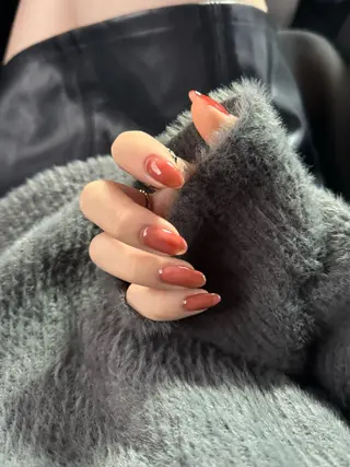 ネイル ROSAHair&make所属・原田 真帆のネイルデザイン