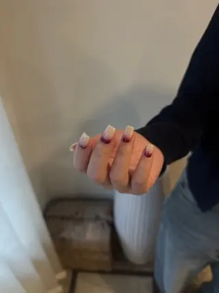 ネイル handsome所属・miura ichikaのネイルデザイン