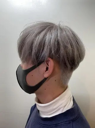 ショート カラー メンズ 足立 悠輔のヘアスタイル