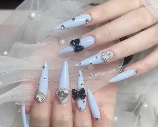 ネイル サイナ🎀 長さだし&デザインのネイルデザイン