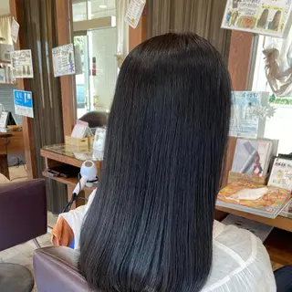 セミロング 加藤 実穂のヘアスタイル