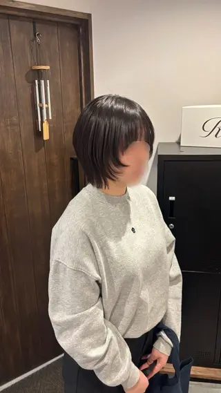 ミディアム YURINO /ボブ ベージュ/ハイトーンのヘアスタイル