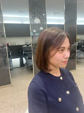 ミディアム 小柳 飛鷹のヘアスタイル