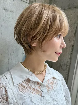 ショート 切りっぱなしボブ/ デザインカラー店長のヘアスタイル